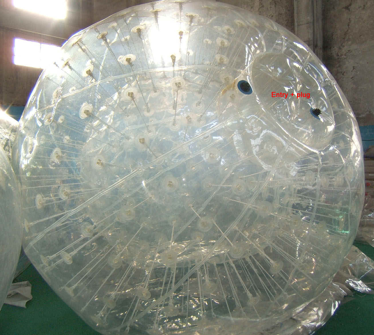 hydrozorb ball.jpg (273224 bytes)